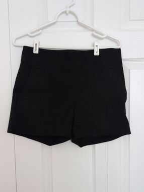 New York & Company Black High-Rise Stretch Shorts
